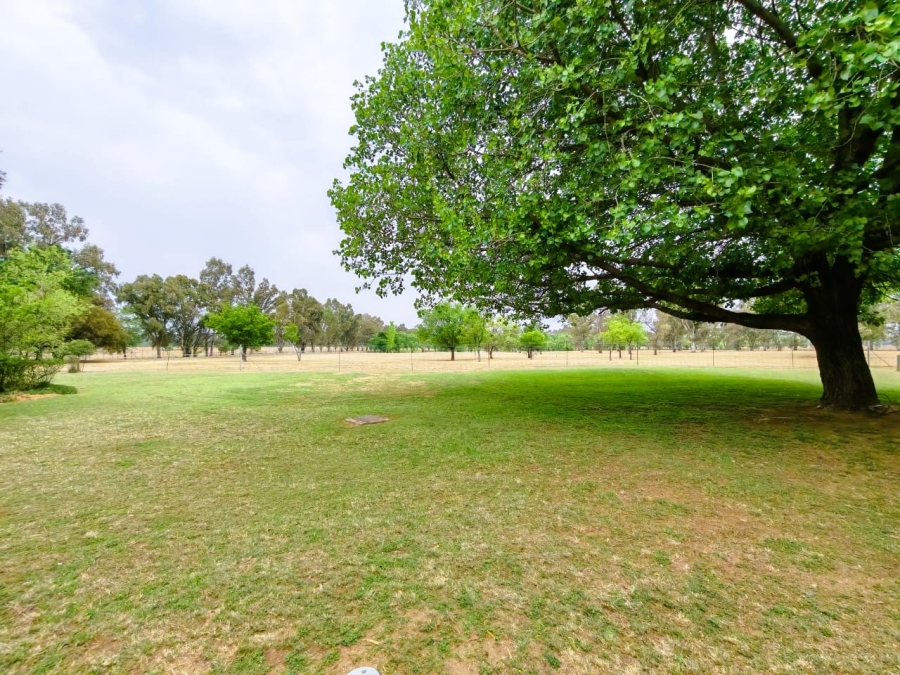 3 Bedroom Property for Sale in Louterwater Free State